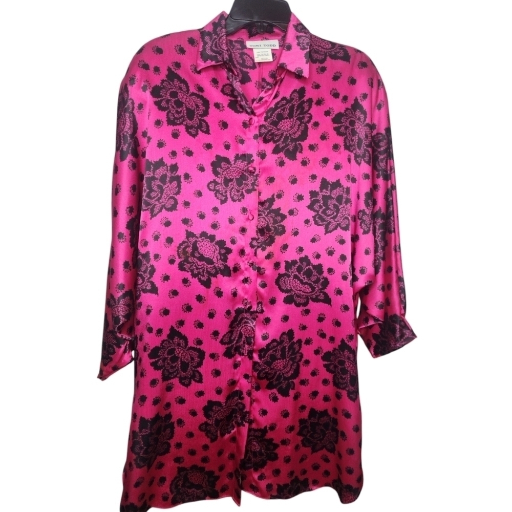 Vintage Sleep Shirt by Toni Todd. Size Medium. EUC